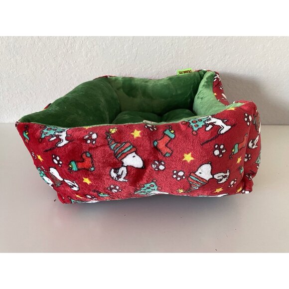 Peanuts Snoopy Small Dog Cat Pet Cozy Cuddler Bed Christmas Holiday Red Green - Picture 11 of 15